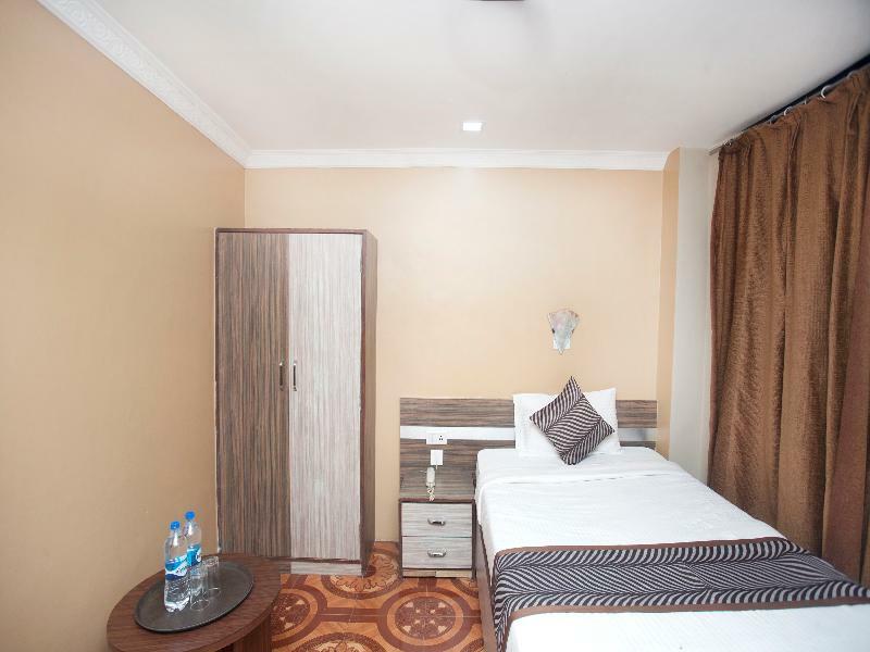 Oyo 343 Pop Life Hotel Kohalpur Exterior photo